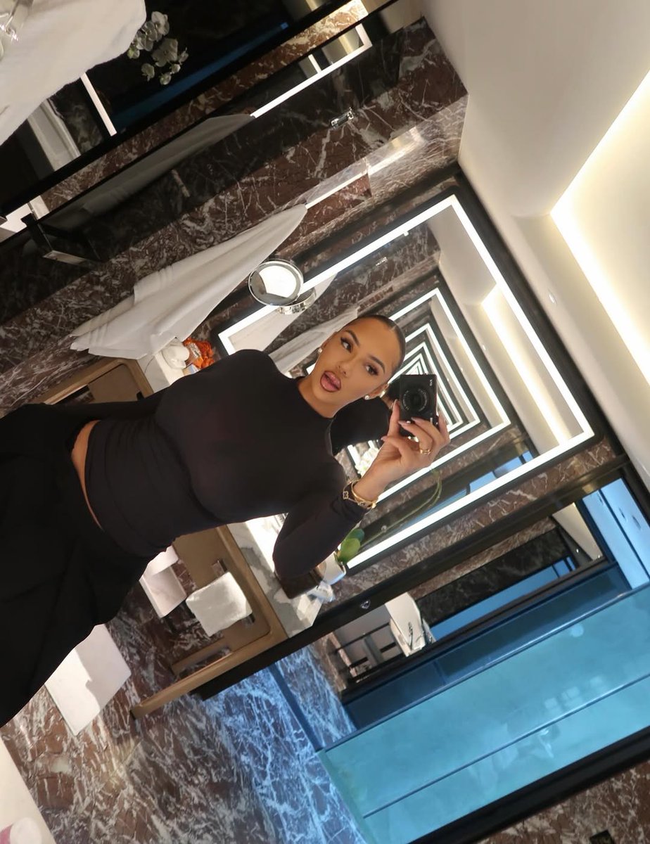 grade1babe's tweet photo. Liked by Drake, Justin Bieber and others

kelly.pm9

🤍 🤍 🤍 https://t.co/ssMqrqoM5I