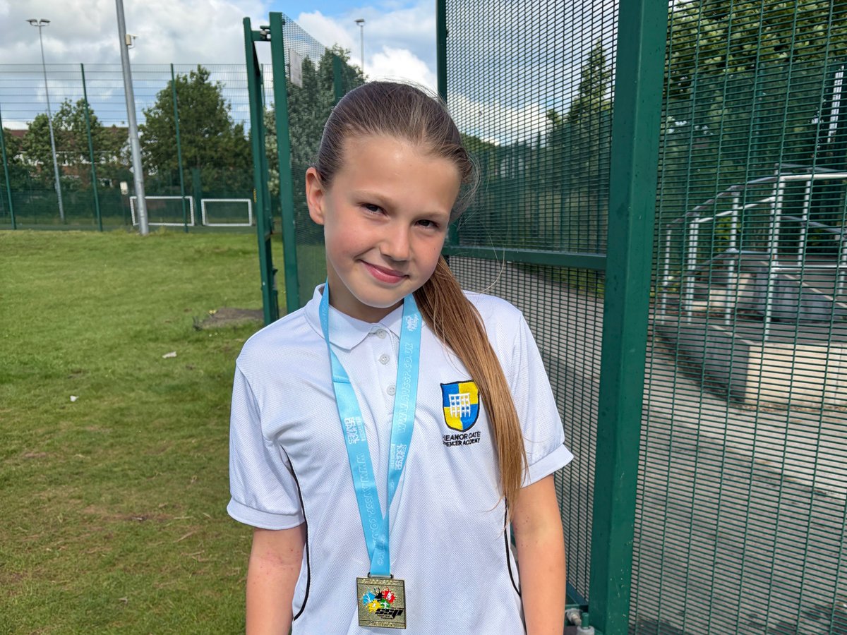 HeanorGateSA's tweet photo. On Tuesday evening, Miss Willis took a fantastic group of Year 7 students to the Quad Kids event – and they were outstanding!👟

The team achieved an incredible 2nd place overall, with two students also earning the titles of Best Boy and Best Girl.

A huge well done!

#TeamHeanor https://t.co/hFyjMZ9jsn