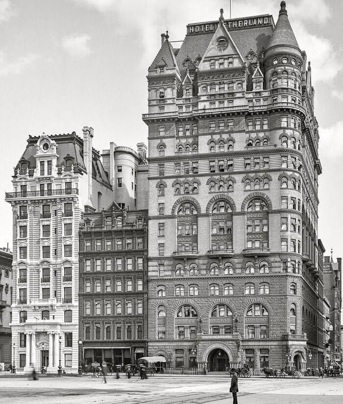SpireDomePillar's tweet photo. Hotel Netherland, 1905 New York. Sunken lower floors as expected. #Tartaria https://t.co/yPbmM7hPMF