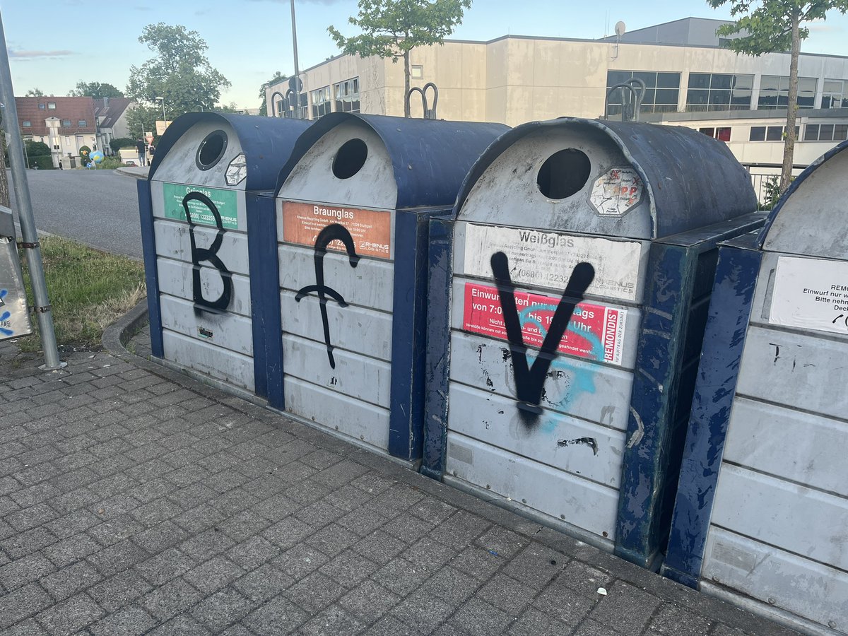 Ennitseoh's tweet photo. Mein erstes wie findet ihrs? https://t.co/PY3SVtiKMd