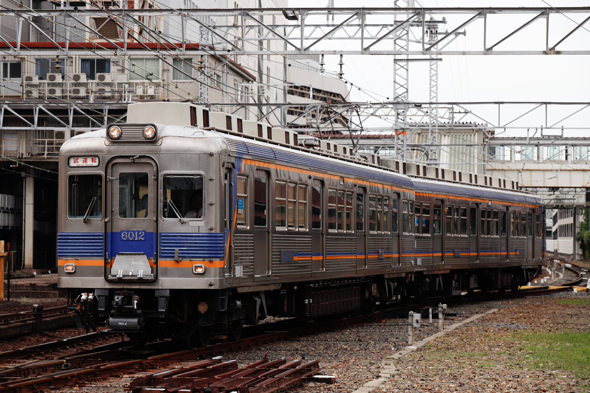 Unihappy_bd's tweet photo. 06.04
南海6000系 6903F (6012F)
千代田出場試運転

非前パンスカート無しの片扉車が2連単独で出試 https://t.co/MHrcPj9aL8