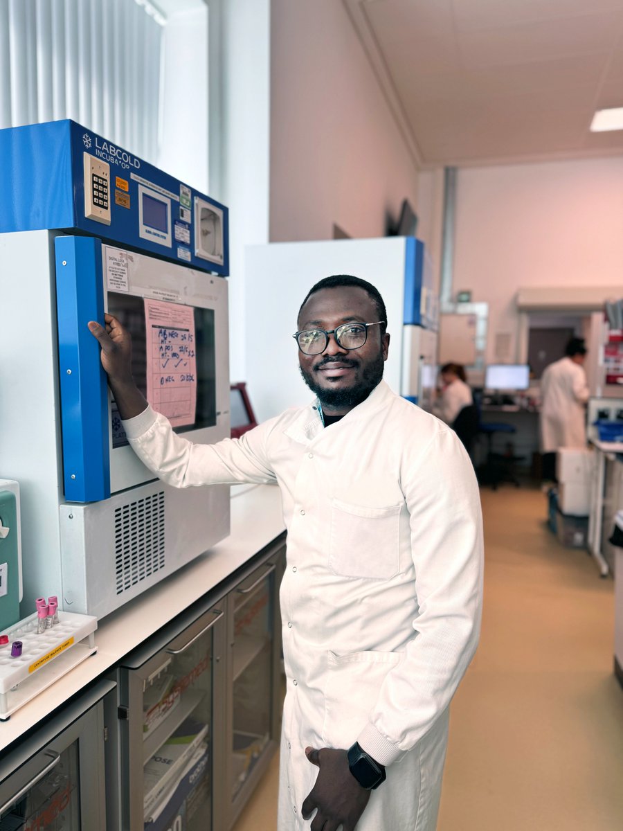 UHD_NHS's tweet photo. Their work directly improves patient outcomes by enabling rapid treatments, guiding personalised cancer therapies, and boosting health system efficiency. 

So a huge thank you today to our own brilliant #TeamUHD biomedical scientists, for all that you do! 🌟👏 https://t.co/uKxfu47j73