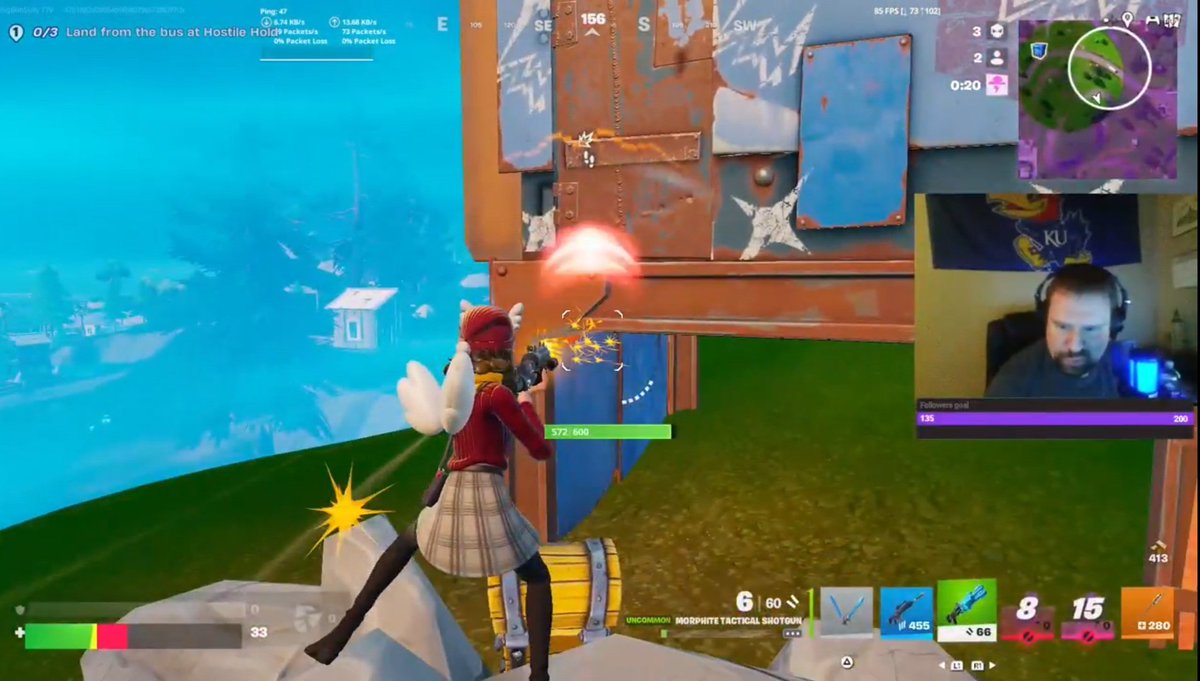 RFPSullivan's tweet photo. This season is probably the worst performing one I've ever played. Just constant crashing, ping and frame rate drops, and desyncing like this. Fortnite is just not enjoyable right now and I'm clearly not the only one that thinks that. https://t.co/3HVBbF3iYS