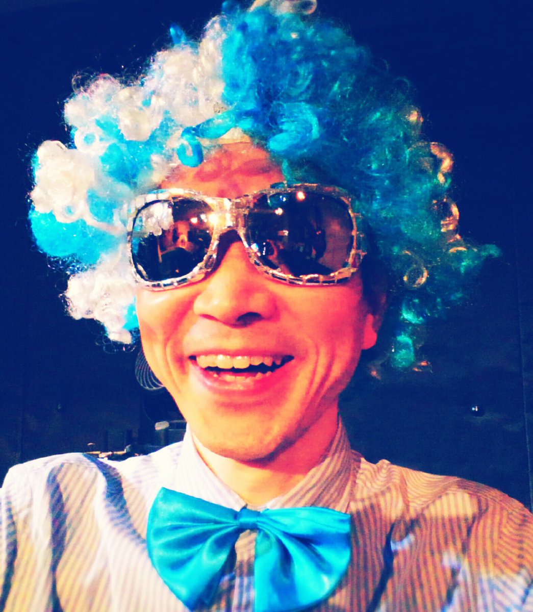 mcponk's tweet photo. 「今夜も新曲スペシャル」
全て初公開の新曲のみで構成しました。
＠小岩BACK IN TIME @TKB_G 

①トワイライト・アヴェニュー　#スターダストレビュー
②雨にキッスの花束を　#今井美樹
③ウエディング・ベル　#Sugar 
④おまえにチェックイン　#沢田研二 https://t.co/FHOd2RYLEO