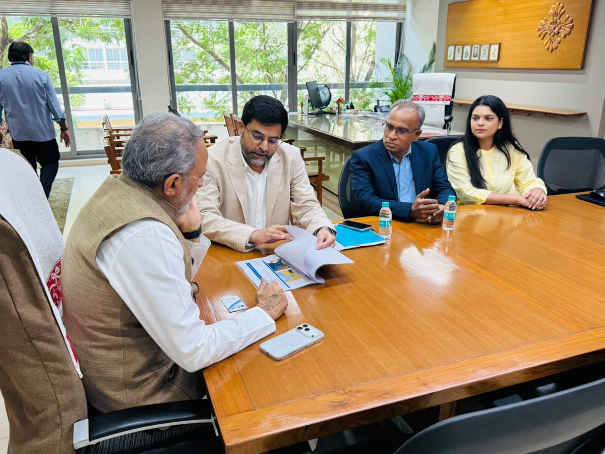 arjunmodhwadia's tweet photo. Met With Mr. Sakthivel K, CEO & Co-Founder of HENOX and His Team to Discuss Next Phase of Development And Implementation of Proposed Cable Landing Station at Dhuvaran, Following MoU Signed With Government of Gujarat.

Discussions Focused on Strengthening Gujarat’s Global Digital Connectivity, Accelerating Growth of A World-Class Data Centre Ecosystem And Developing Advanced Digital Infrastructure to Meet Future Hyperscale, Enterprise and International Bandwidth Requirements.