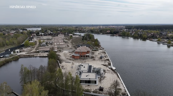 argumentua's tweet photo. Цікава деталь про "Династію".

https://t.co/eXlJKFS4XF https://t.co/70a7PL9BDo