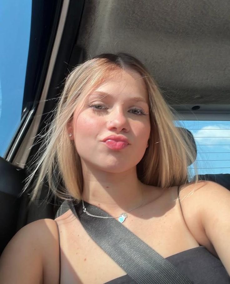 tributlovers2's tweet photo. Faceporn 😍❤😍❤ https://t.co/YLz5XAhr82