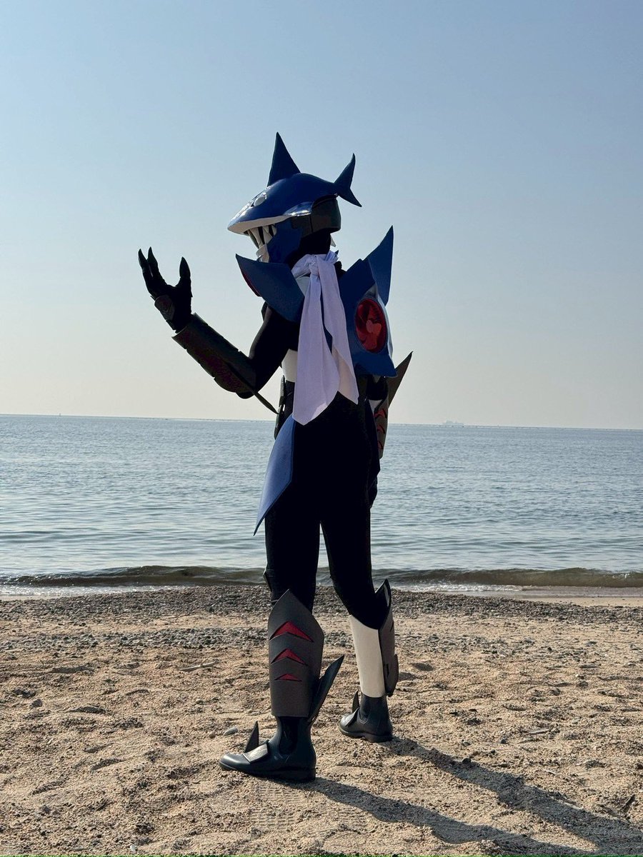 AZUMAKYOOTO's tweet photo. A new shark hero was born in Japan in 2025! His name is Sameman (Sharkman)!
Have you all seen him in action yet? Don't miss the latest shark movie now available on YouTube! 🦈
#indiesmovie #indietokusatsu #indietoku #tokusatsu #sharkmovie #SAMEMAN https://t.co/75HyO2N7ms