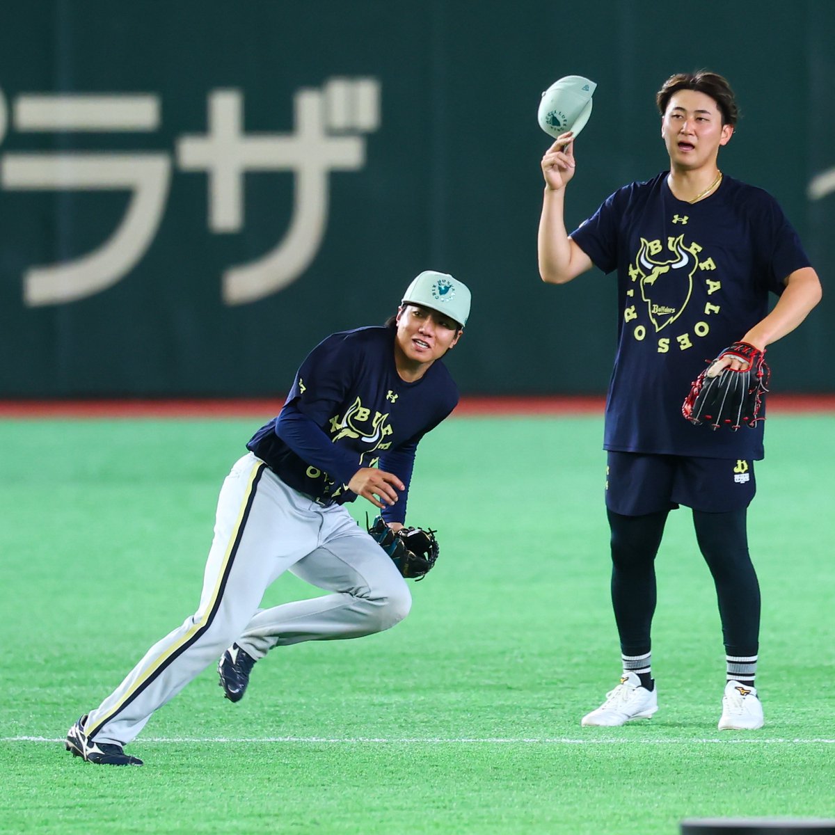 orifullc2's tweet photo. 【巨人-オリックス】2026.6.4

試合前練習の様子①

#Bs2026 #田口壮 #福良淳一 #野口智哉 #来田涼斗 #宜保翔 #紅林弘太郎 https://t.co/hfaVeNz4ko