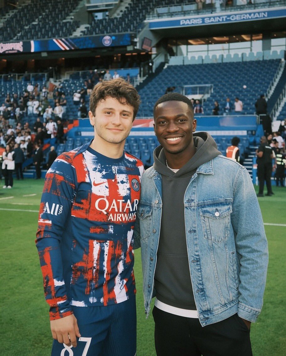 Rexhepos's tweet photo. Met Joao Neves today and asked him if he’s coming to Real Madrid, he told me to fuck back off to my country. Odd https://t.co/avLQKZzBIG
