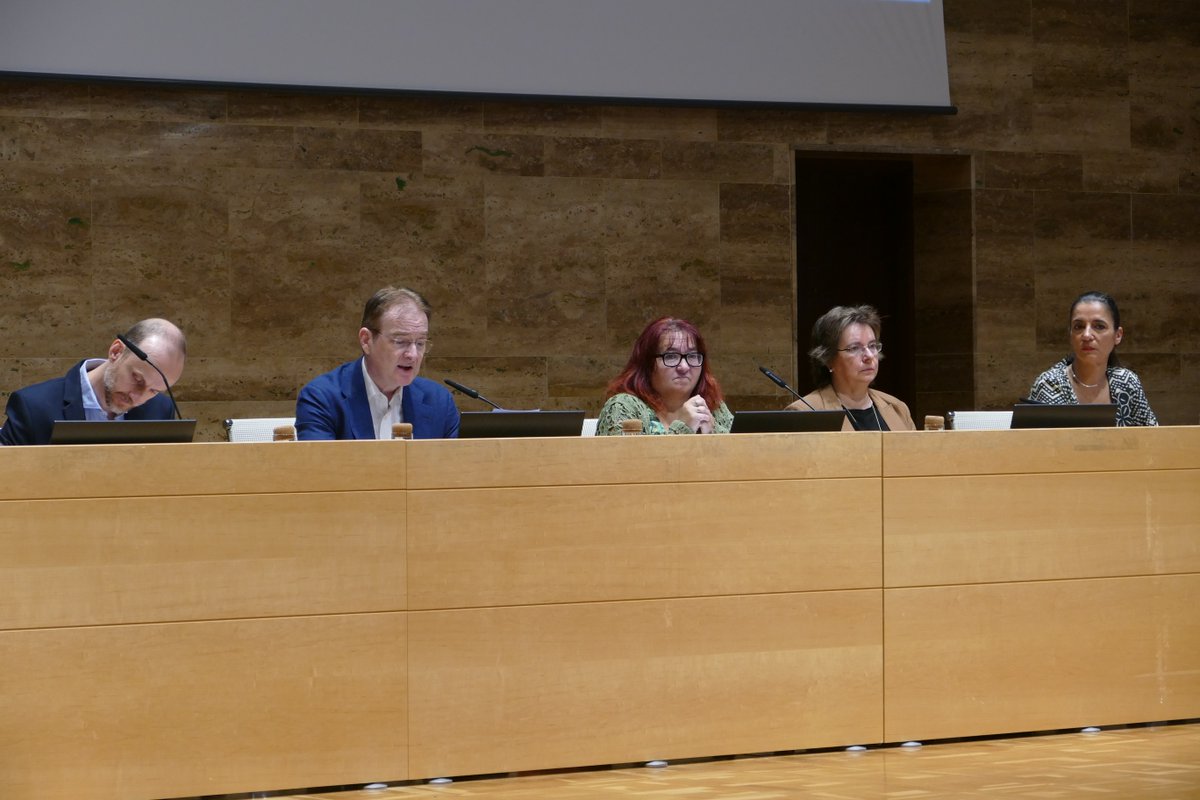 CITAAragon's tweet photo. @CIHEAMZaragoza @RemediaRed La inauguración del XIII Workshop #REMEDIA en el Campus de Aula Dei  contó con la presencia de Pilar Errea, directora gerente del CITA.
@CIHEAMZaragoza 

@RemediaRed https://t.co/o0OnOpweho