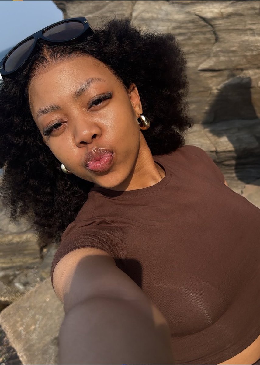 pearl Dee 🌸 tweet media