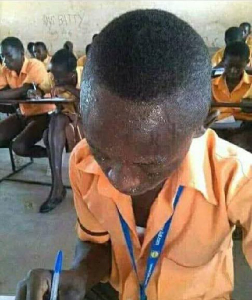 jb_cent's tweet photo. WHEN THE EXAM PAPER SAYS 
Answer all questions https://t.co/M92JYTZTxF