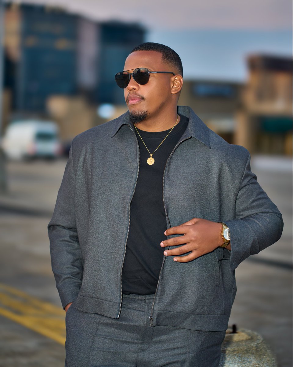 JuicyJay_Siya's tweet photo. +1 🎂🥳. Washa Isukile! Happy birthday to me! God is always faithful and deserves all the praise 🙏🏽 https://t.co/i0kpCnpUuV