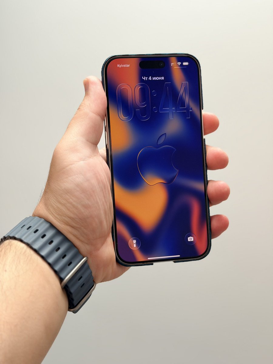 SpaceWall's tweet photo. Liquid Glass Wallpaper🫧 #ipwall #ios26 #айос26 #wallspace #обои #iphone17pro #iphoneair #spacewall #4Kwallpaper #LockScreen #iphone16pro #Wallpapers #DepthEffect #iphone17 #ios18 #4k #iphone16 #iPhone17ProMax #spatialscenes #wallpaperfree #iphonewallpapers https://t.co/DiQiAGSg7d