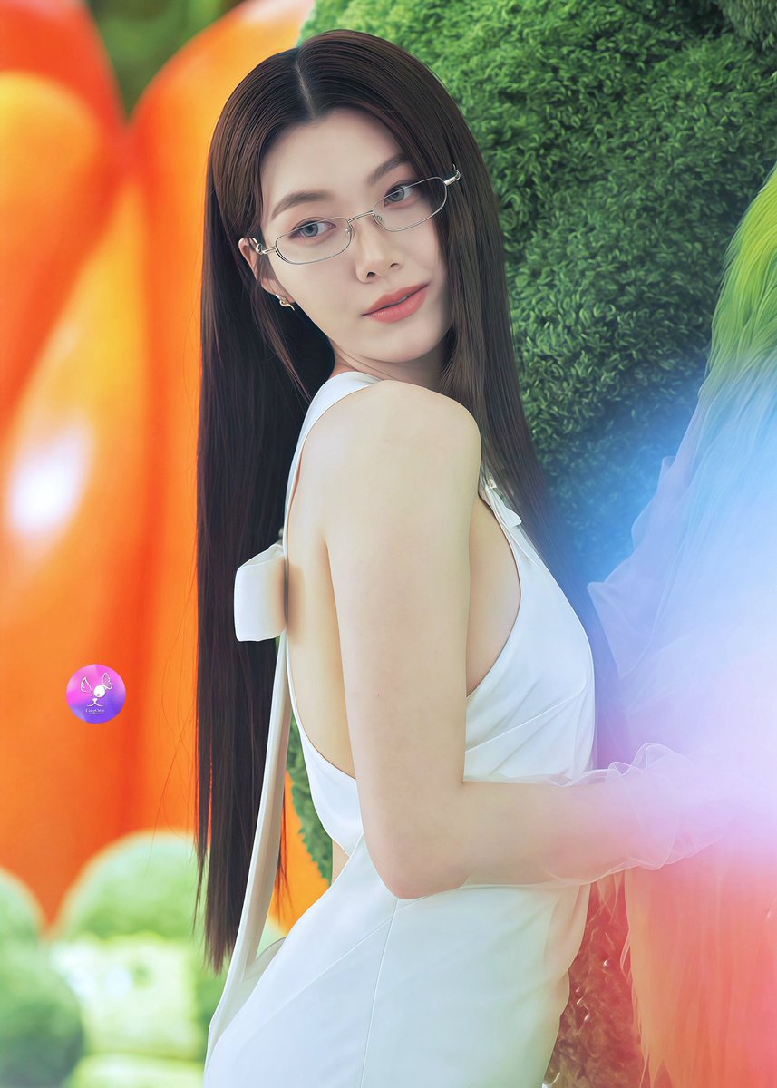 LingOrm_BH's tweet photo. Slay Mama 10!! 🫠

ORM VEGGIE POPUP ICONSIAM
#OrmxGentleMonsterICONSIAM
#OrmKornnaphat 
#ออมกรณ์นภัส https://t.co/x6BHjp7Msr