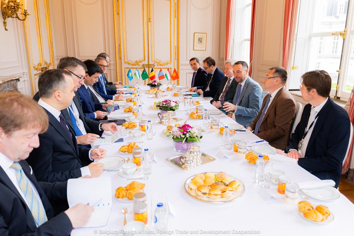 KazBrussels's tweet photo. At a working breakfast hosted by Belgian Deputy Prime Minister &amp; FM @prevotmaxime  with CA Ambassadors, Ambassador @romanvassilenko highlighted 🇰🇿-🇧🇪cooperation. Belgium is a top-10 investor in Kazakhstan, with opportunities in logistics, #CRM, #AI and the #MiddleCorridor https://t.co/OfdGKrH2hb