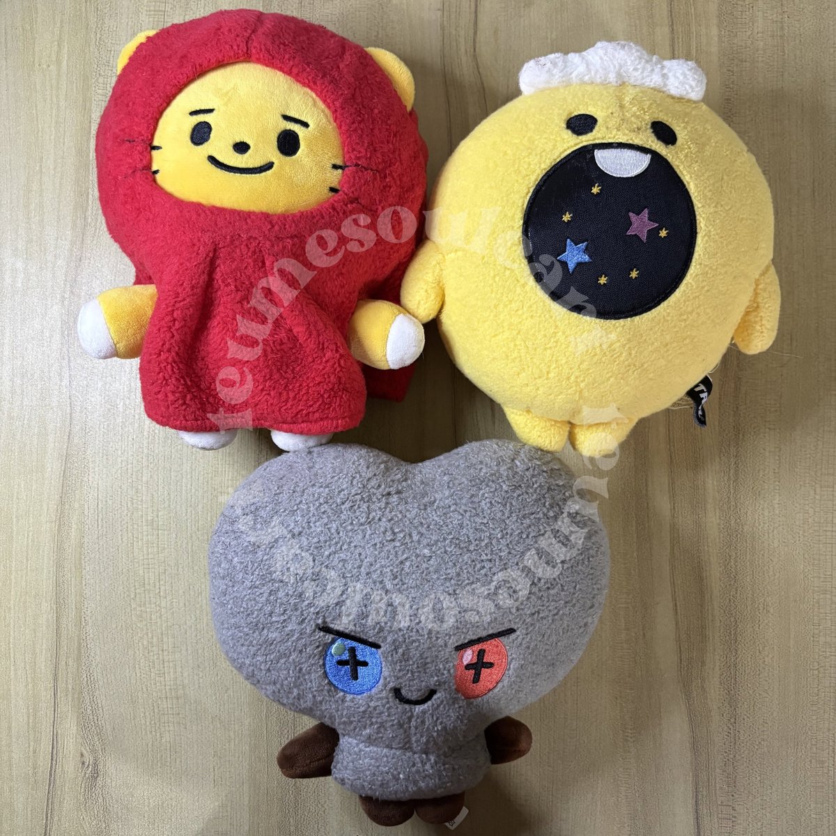 teumesoulcart's tweet photo. 🦁 . . . #binebentanisol | wts ph help rt .ᐟ

˗ˏˋ truz bonbon lawoo podong ´ˎ˗
   ╰ ₱300 ea 
   ╰ x sensi | prio 2+ 

𓍯 onhand | payo
     dm to claim | rcbyt .ᐟ

⌗ treasure medium standing doll bag charm face cushion https://t.co/7A9tFGp6gt