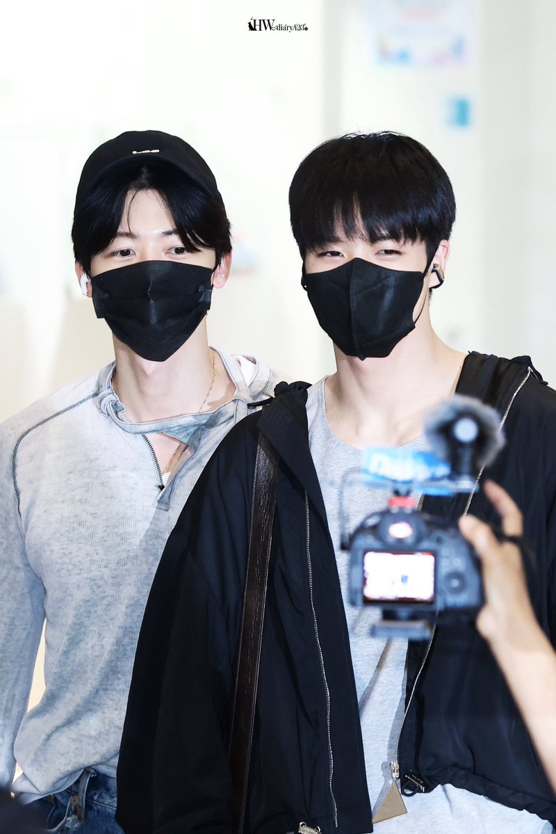 jungshasa's tweet photo. JNJM 📸🖤 https://t.co/74L0jlK135