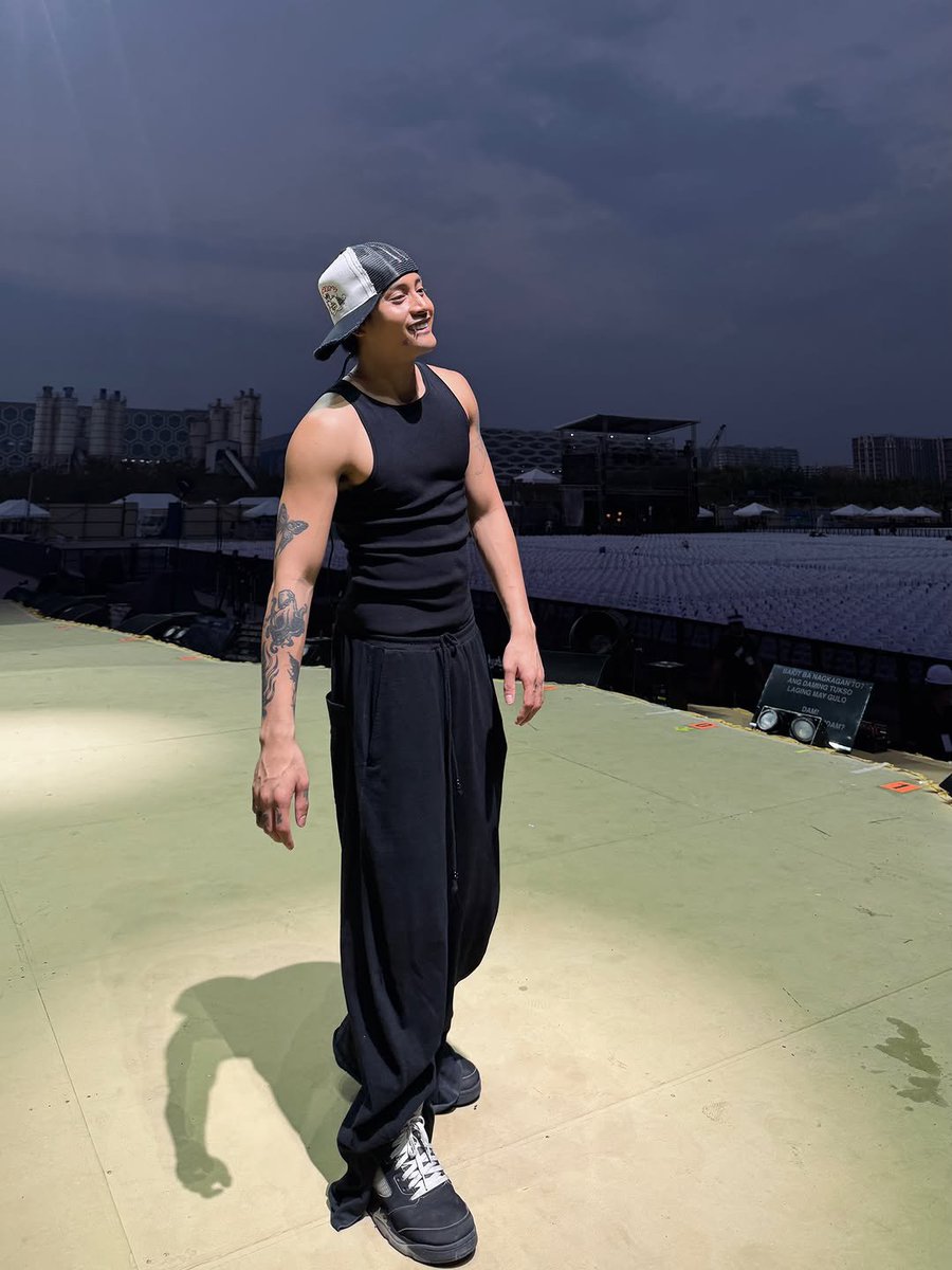 FELIPsusonID's tweet photo. #SB19_KEN UPDATE | 040626

Cutest smile 🫶 
Hottest body 🔥

© officialsb19 (ig)

#FELIP @felipsuperior
#SB19 #WakasAtSimula https://t.co/kmiGXzy9r3
