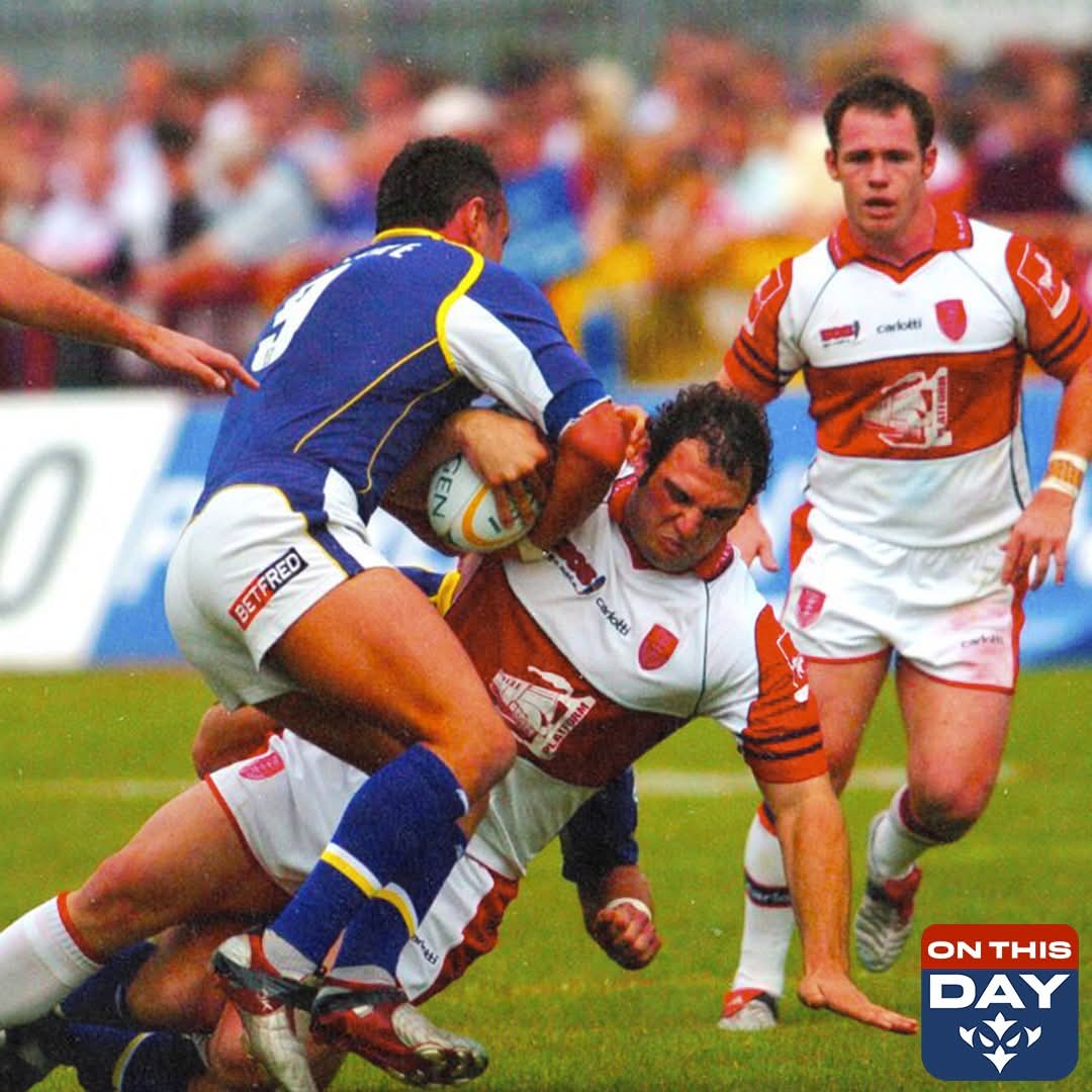scumfc1005's tweet photo. 20 years ago today when in the Championship @hullkrofficial beat Superleague team @WarringtonRLFC  40-36 in the @TheChallengeCup quarter final at Craven Park. @Forty20LIVE @TheRFL  #CupUpset https://t.co/i9L0GsYrON