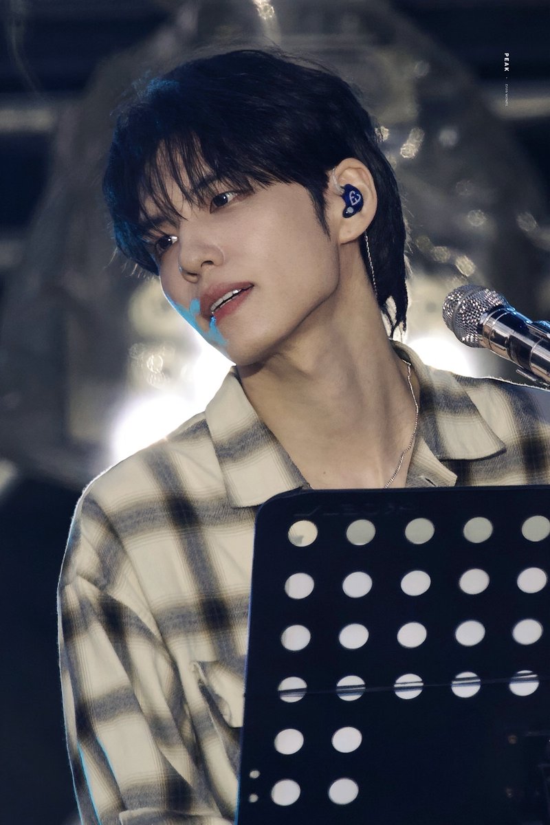 peak_pil's tweet photo. 260531 BML
#데이식�� #원필 #DAY6 #WONPIL https://t.co/8K3Q3eshLi