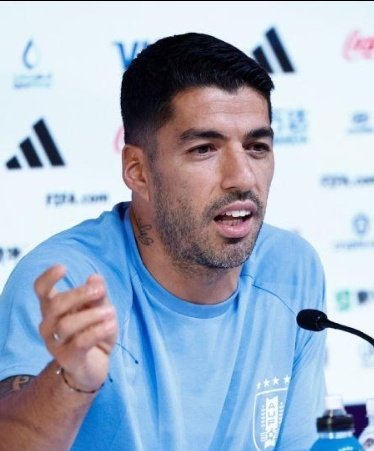 markklfc's tweet photo. Luis Suárez on his Liverpool spell and move to Barcelona:

🗣️ “Liverpool changed my life. When I arrived at Anfield, I felt an immediate connection with the club, the fans, and the atmosphere. They supported me through everything, and that meant a lot to me, so I always tried to give them everything back.

On the pitch, I played with full intensity. Every game I tried to decide it, every moment I tried to be decisive, and I felt at one point I was playing the best football of my career, scoring goals and creating chances consistently.

That 2013/14 season was something special. I felt unstoppable at times. The team trusted me completely, and I enjoyed the responsibility of carrying the attack in big moments, it was a season I will never forget.

Then Barcelona came calling, and when a club like that arrives, you have to listen carefully. It wasn’t an easy decision, because I loved Liverpool deeply, but Barcelona represented a different level of opportunity.

Playing for Barcelona meant competing for everything. It meant sharing a dressing room with world-class players and challenging for trophies every single season, and that was something I dreamed about.

Leaving Liverpool was emotional. I gave everything for the club until the last moment, and I left with respect for the fans, because they stood by me always, and I will always appreciate that support.”