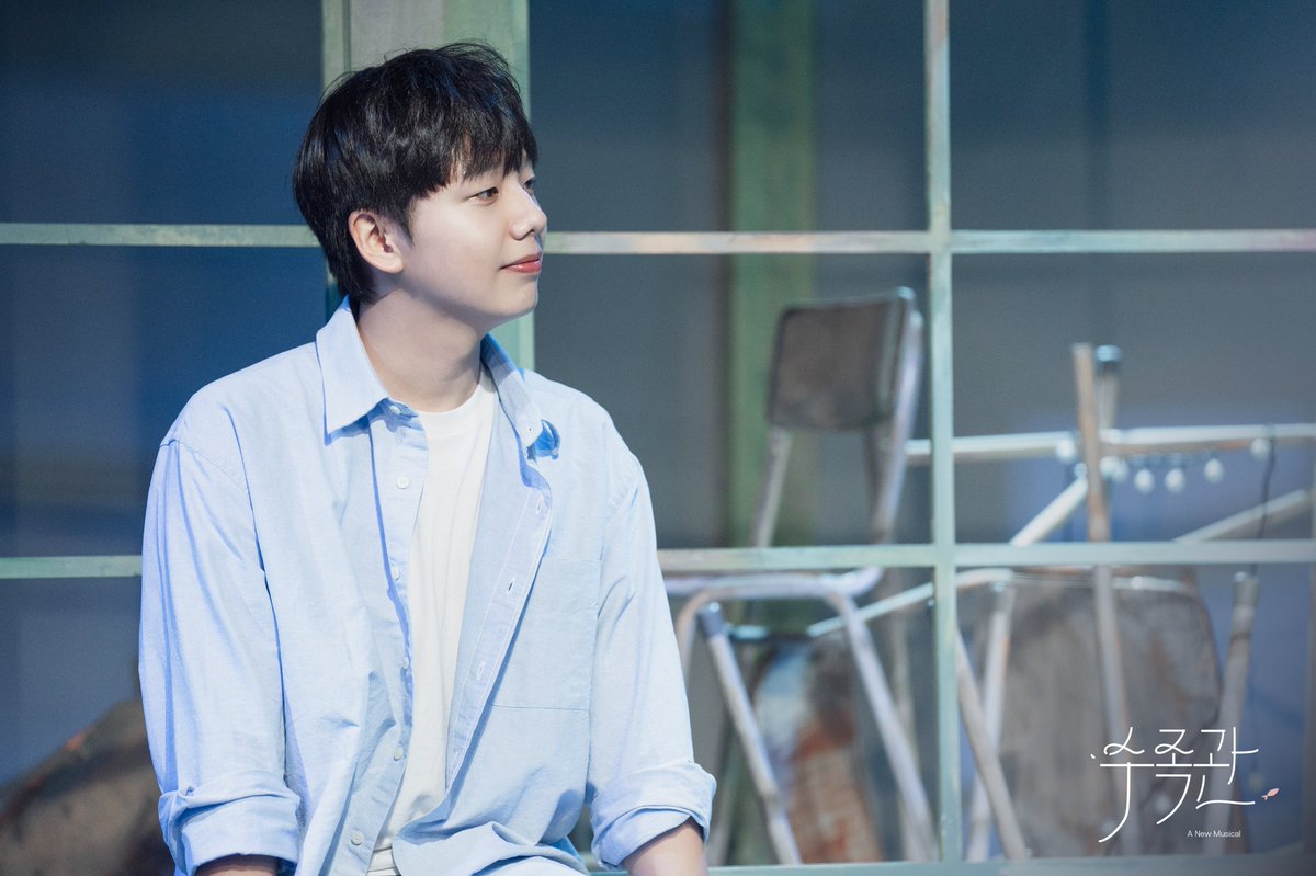 Beyond_Tide's tweet photo. 2026-1 중앙대학교 연극학과 공연제작실습 《수족관》 | 공연 사진(1/3)

《수족관》
작•연출 | 홍의건
작곡 | 배민지
장소 | 중앙대학교 공연예술원 Space 1959
일시 | 2026.5.29 - 5.31
금 19시 | 토 15시• 19시 | 일 15시

#수족관 #중앙대학교 #중앙대학교연극학과 https://t.co/1V92ntCyY7