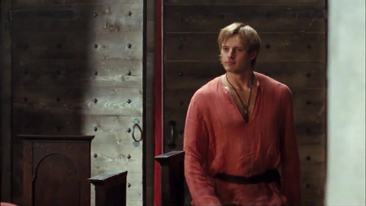 vdysseys's tweet photo. red shirt!arthur... i'm thinking about you. https://t.co/lM3J0ZbzLG