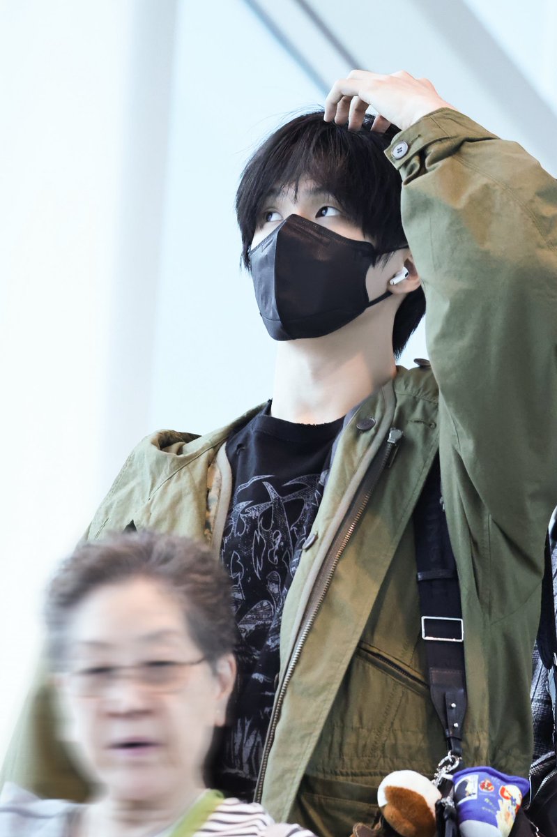 redcheckJS's tweet photo. 260604 ICN 🛫

#박지성 #JISUNG 
#지성 #チソン #NCTDREAM https://t.co/AynzOOATb4