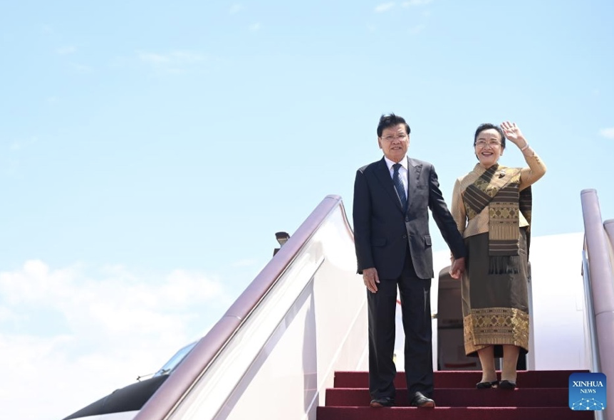 CHINA_PICTORIAL's tweet photo. General Secretary of the Lao People's Revolutionary Party Central Committee and Lao President Thongloun Sisoulith arrives in Beijing, capital of China, June 4, 2026. Thongloun is in China for a five-day state visit. https://t.co/XA8HuVdvVI