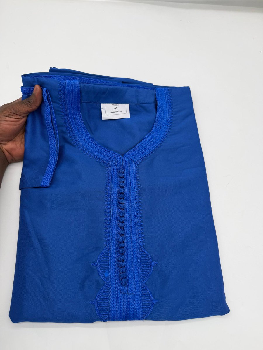 IAyshatu's tweet photo. Available 
Short sleeve 
30,000
Repost and patronize please https://t.co/HYR52I7fyj