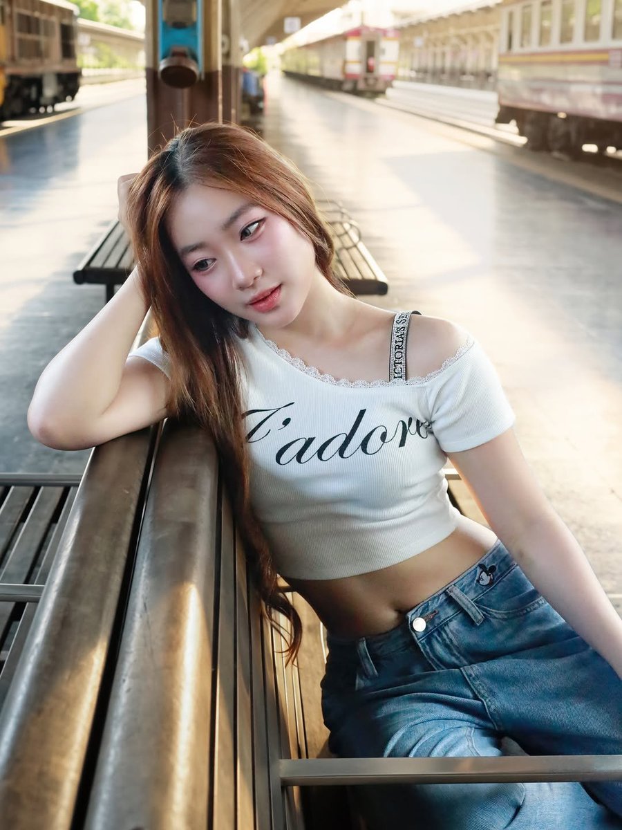 BerryEvery_48's tweet photo. [Berry IG Update]

ฉึกกะฉัก ปู้นนนๆๆๆ🚂🚃

#berrybnk48 #BNK48 
#berryeverything https://t.co/Fv6tJZXO7h