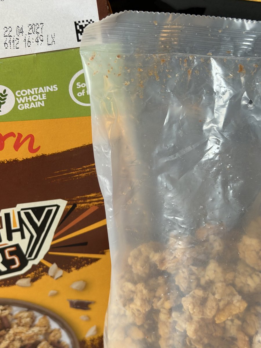 Monica89's tweet photo. @AldiUK my crunchy cluster had a hole in the packaging. The cluster will be stale. https://t.co/WKVaZmWvA7