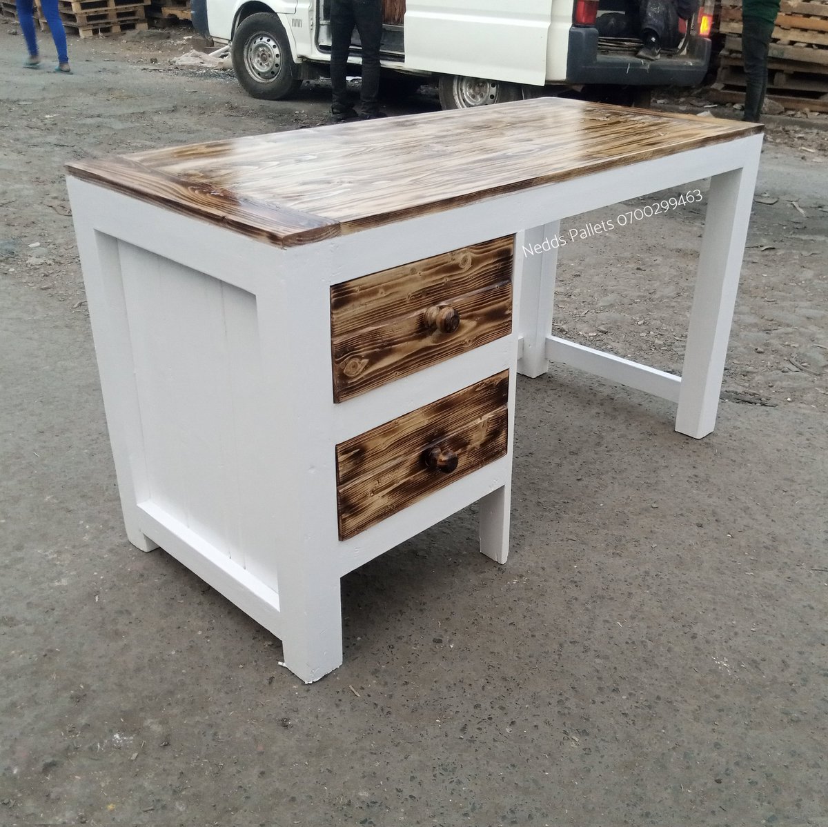 NeddPallets's tweet photo. Study desk.
Order yours today 
📞0700 299 463 

Turnaround time is 7 days. https://t.co/TKZ0pgE4ZC