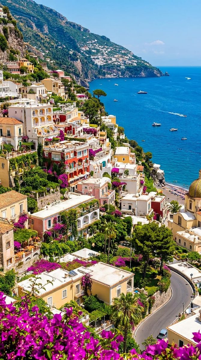 SkylineSto14597's tweet photo. Positano, Italy 🇮🇹 https://t.co/bna4987b6w