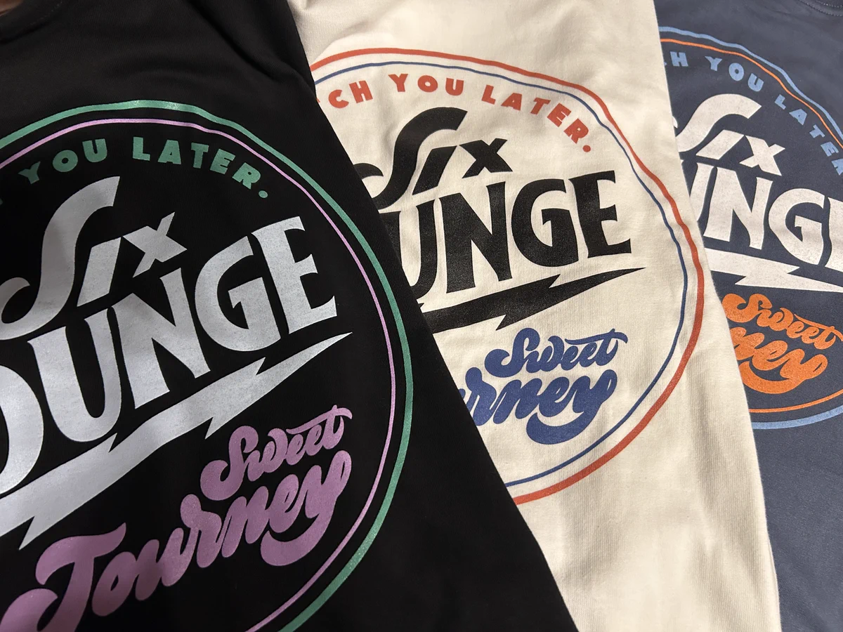 SIX LOUNGE on X: 