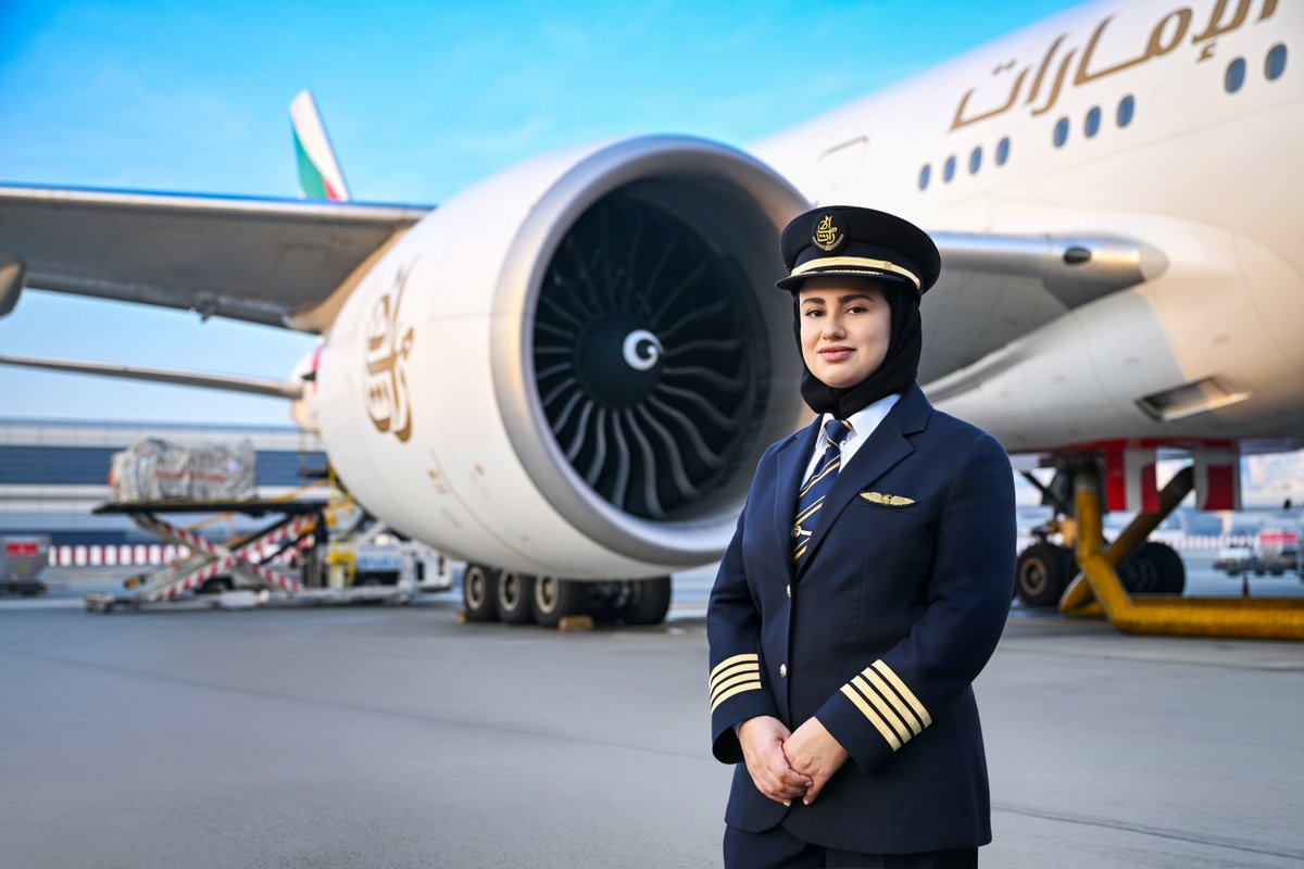 AviationNews's tweet photo. Emirates has promoted its first Emirati female pilots to the position of captain after starting on the cadet program.

Full story here: https://t.co/7dJmJTf5Vw https://t.co/tZDdA7gn0B