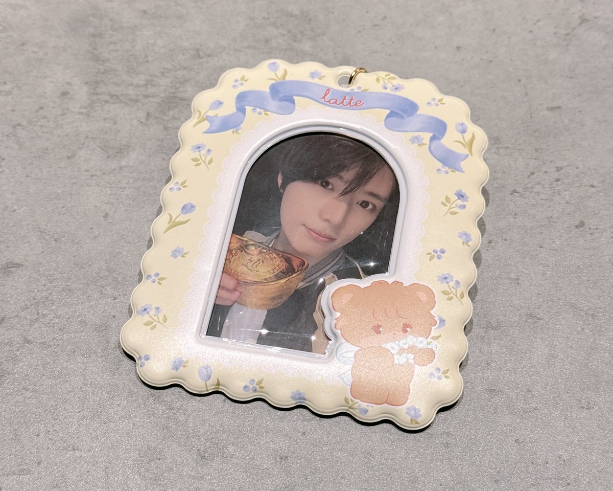 BeomNami's tweet photo. 福岡1日目います🥰
会える方居たら､､､🥺💘
会おうと決めてる方も連絡しそびれないように🙋‍♀️だけでいいのでここに署名してください？🥺✍️（強制）
ソンムルは無計画だけど今から頑張りますのでえええ🔥
流れないように金塊お金持ちトレカをそっ🫴💰 https://t.co/0hFZAj3yGY