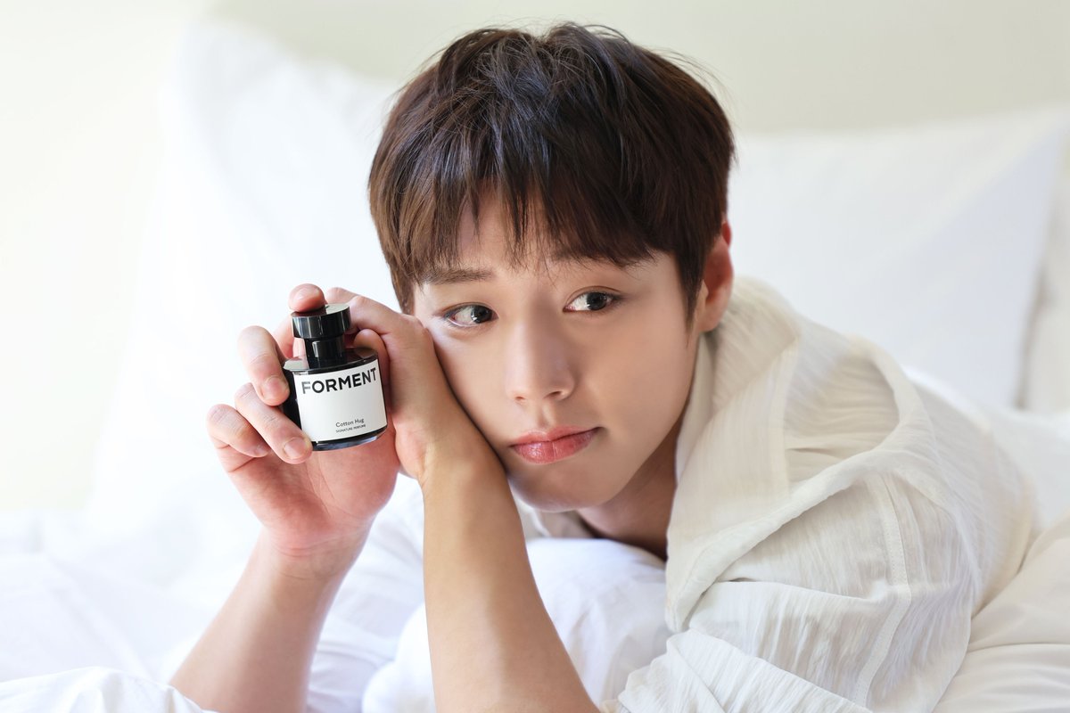 orbtingyou's tweet photo. park jihoon bstage update - esquire x forment photoshoot behind https://t.co/3OvEAoo20x