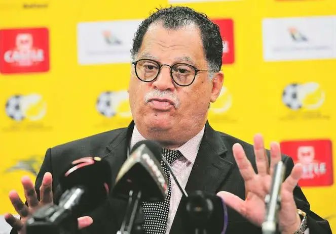 Mixolo70943's tweet photo. @TheNamibian Hayi fokof Nina. Ayinifuni le https://t.co/IVfjqZzZRV