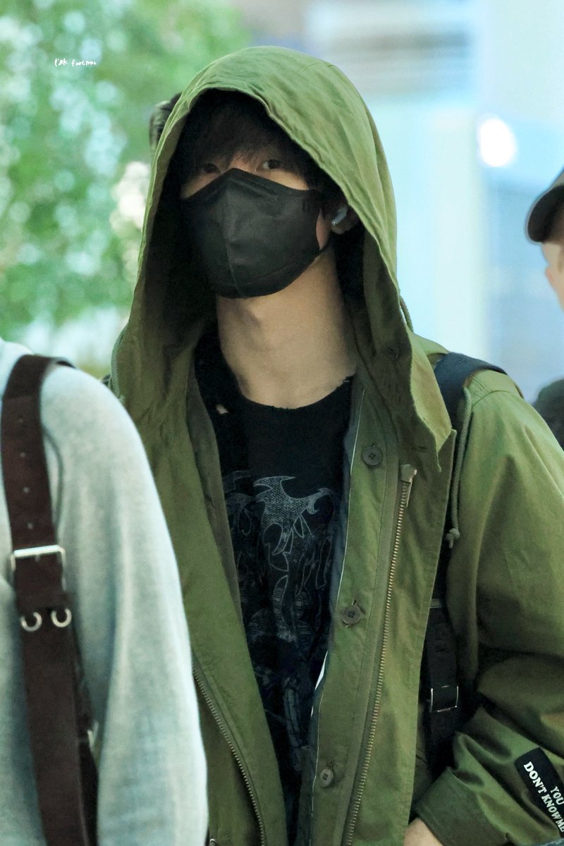 pinkfootprint25's tweet photo. 260604 ICN
#지성 #JISUNG #志晟 #チソン #NCTDREAM️ https://t.co/wnJ3wnrpa7