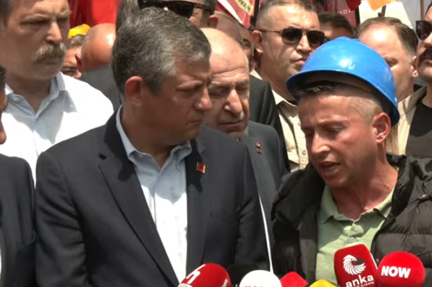 noconteks1234's tweet photo. Ümit Özdağ, Genel Başkanımız Özgür Özel ve  Erkan baş aynı karede https://t.co/uUJcXOKXUG