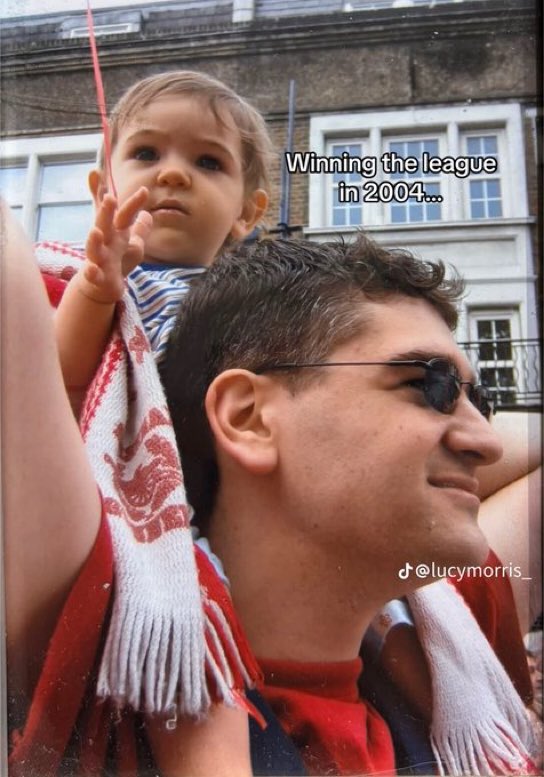 _Afcbanks's tweet photo. Arsenal is that club that's got the most loyal fans in the world of football https://t.co/uNztH8TUEf
