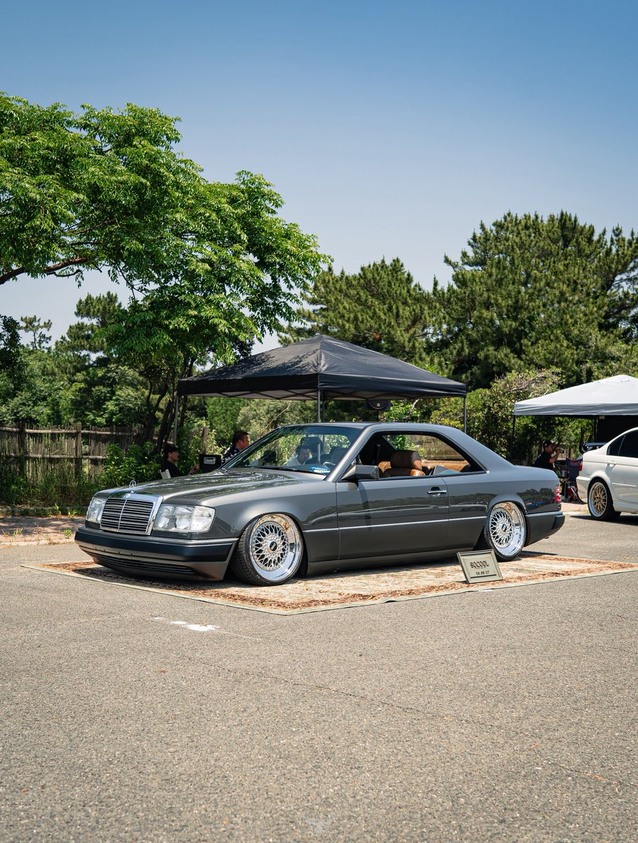 v60_zb420's tweet photo. まさに"so cool"の一言でした！
アワードの受賞、おめでとうございます！

サスペンションのお話も色々と聞かせて頂き、ありがとうございました🙇️

#eurobee https://t.co/CbvkSjf372
