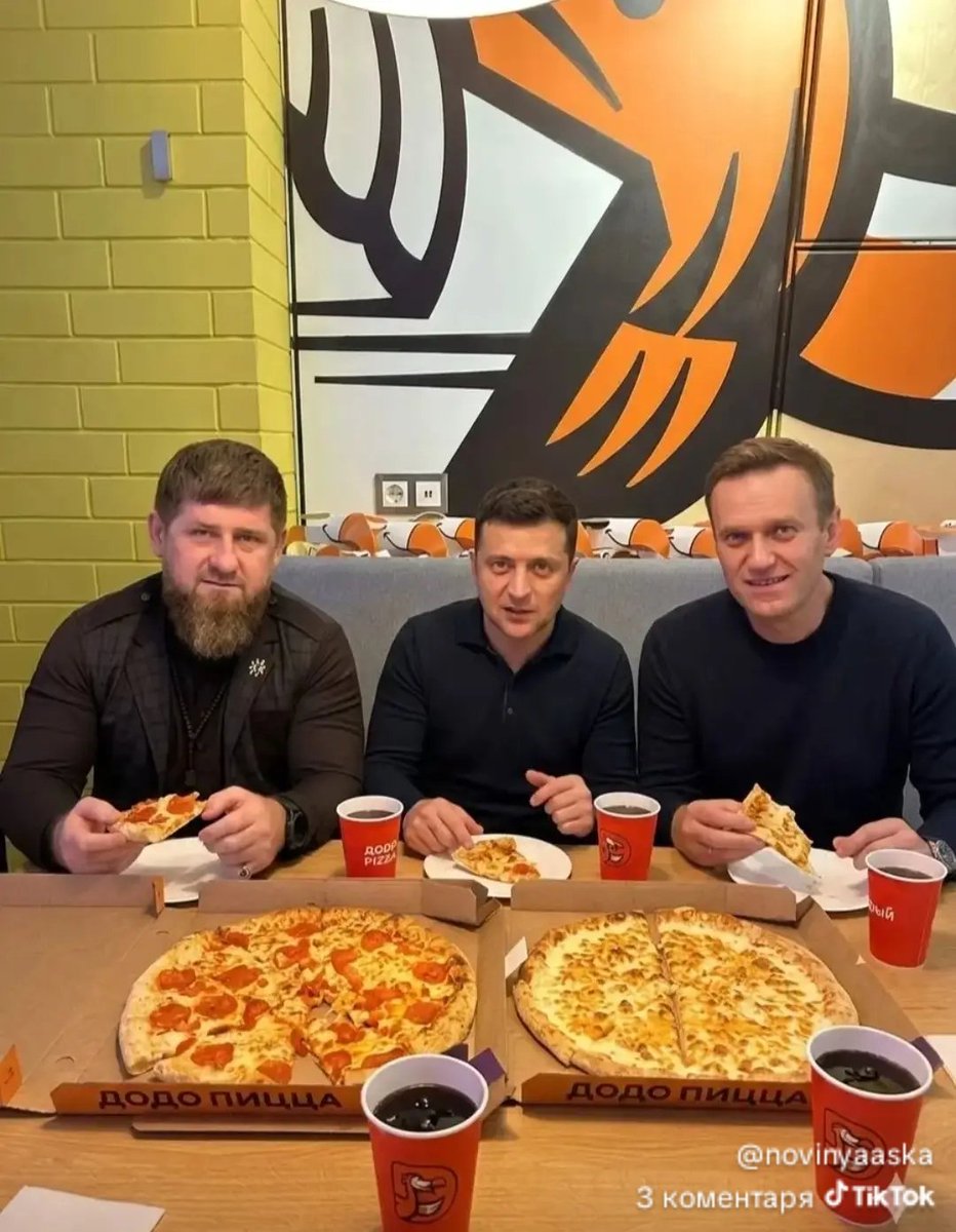 50uan's tweet photo. Сьогодні день народження у Навального https://t.co/piQPWcWdN9