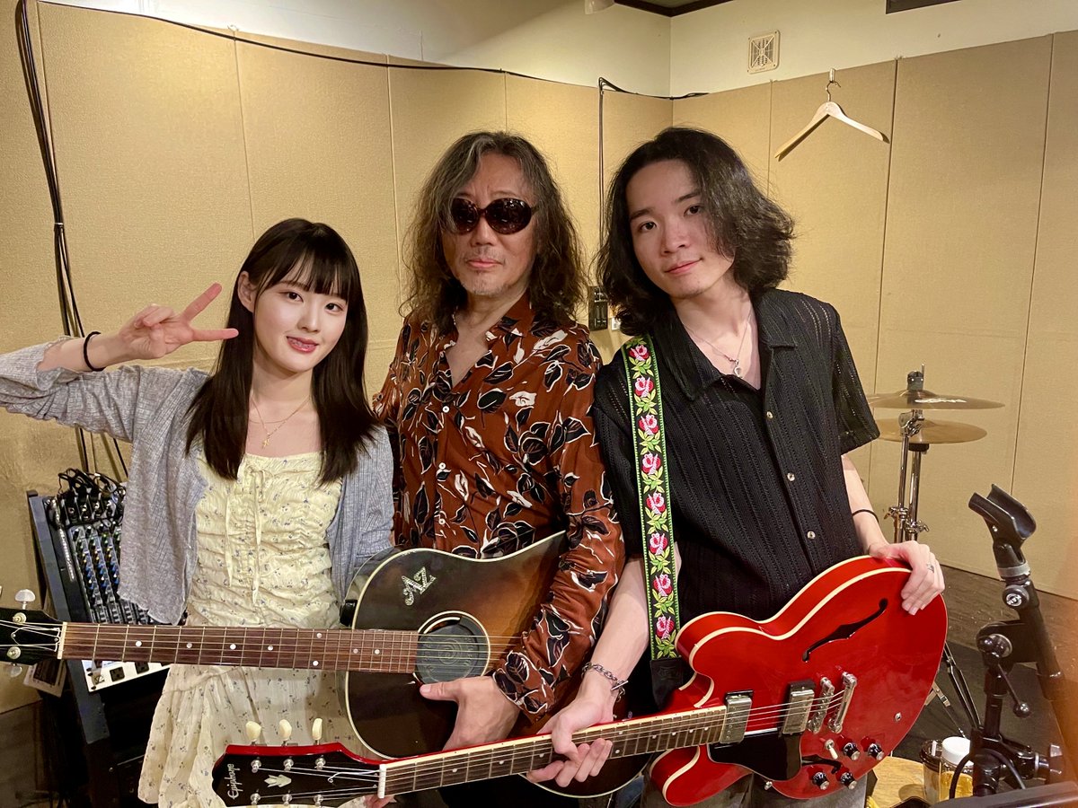 azumatic's tweet photo. 6月6日(土)風祭東アコースティックライブ

あづまにあの皆さんお待たせ致しました！いよいよ今週末。鎌倉にてアコースティックライブ。
鎌倉でしっとりアコースティック、ゆったり歌を聴きたいあづまにあの皆さんに楽しんでいただけたら嬉しいです。最高の季節にまったり鎌倉の夜を満喫してください♪ https://t.co/rq2WUncGT2