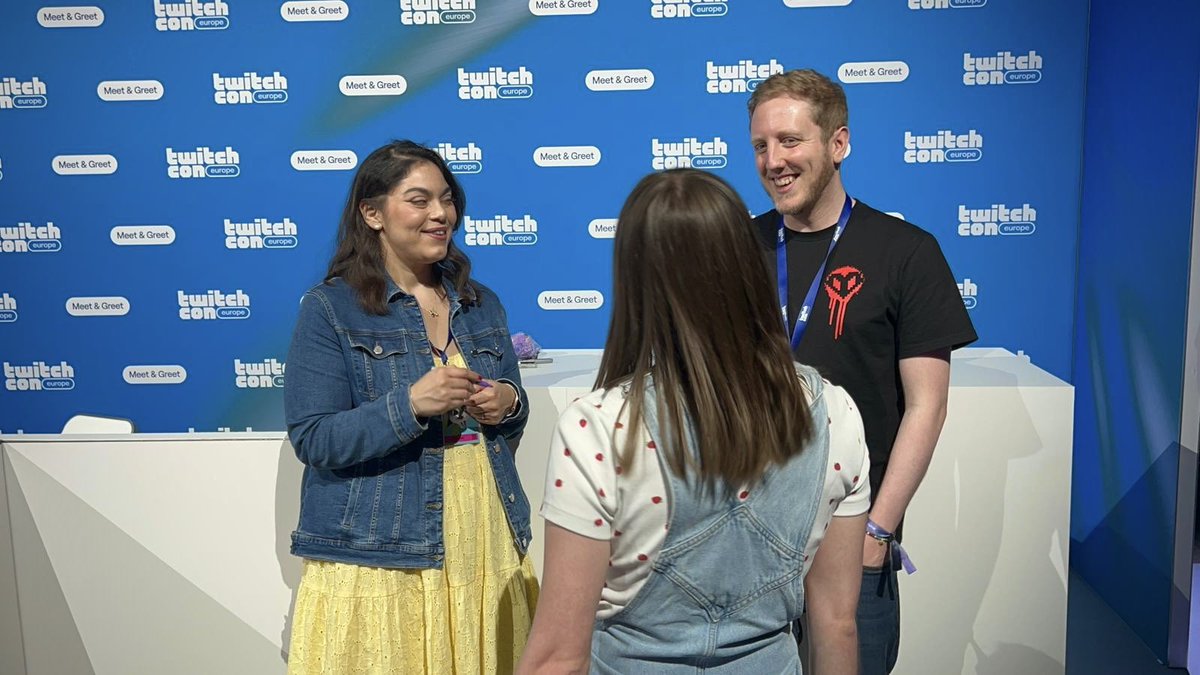 shysoftietv's tweet photo. PHIL &amp; KRISTIN @Ph1LzA @trixtin :D

you guys are the absolute sweetest and the way you interact with/look at each other is so cute!! thanks for taking the time to talk to me (and so sorry for talking over you kristin, i didn’t mean to 😭) <3

#twitchconrotterdam #twitchconeurope https://t.co/Oz936CIFnc