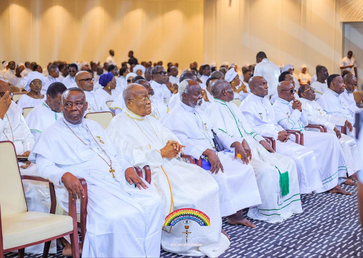 eccsaintsiege's tweet photo. Cérémonie officielle d’installation des membres du CSM !  IMAGE PREMIÈRE 
Présence effective de l’ancien président Patrice TALON, artisan principal de la réunification et de la restructuration de l’Église du Christianisme Céleste, #InstallationCSM2026 # # https://t.co/zewSSIKY2X
