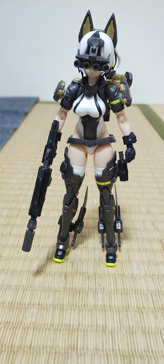 ropparian's tweet photo. コトブキヤさんのメガミデバイスの「ガルム・リッパー」ちゃんできたわー！
ミリタリー的な装備でカッコ可愛くて良いね。
股間部分の布が凄いｗ
#コトブキヤ #メガミデバイス #ガルム・リッパー https://t.co/YT1He3V2M9